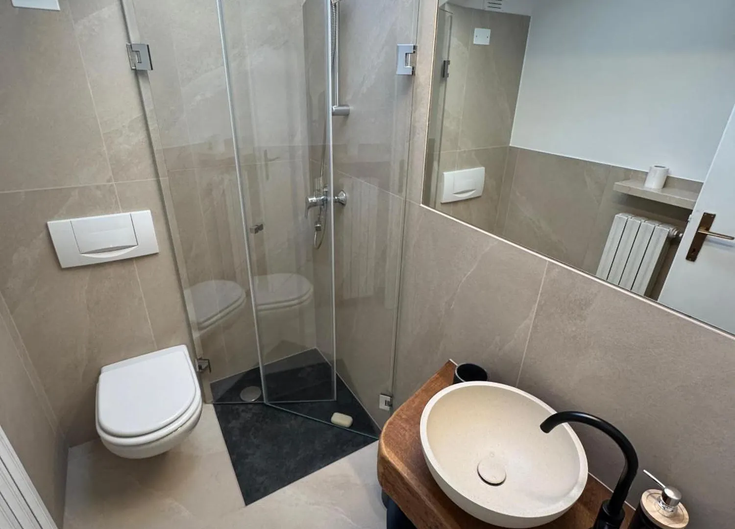Appartement La Dolce Vista à Torri Del Benaco